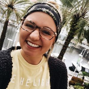 Meet your Posher, Emma